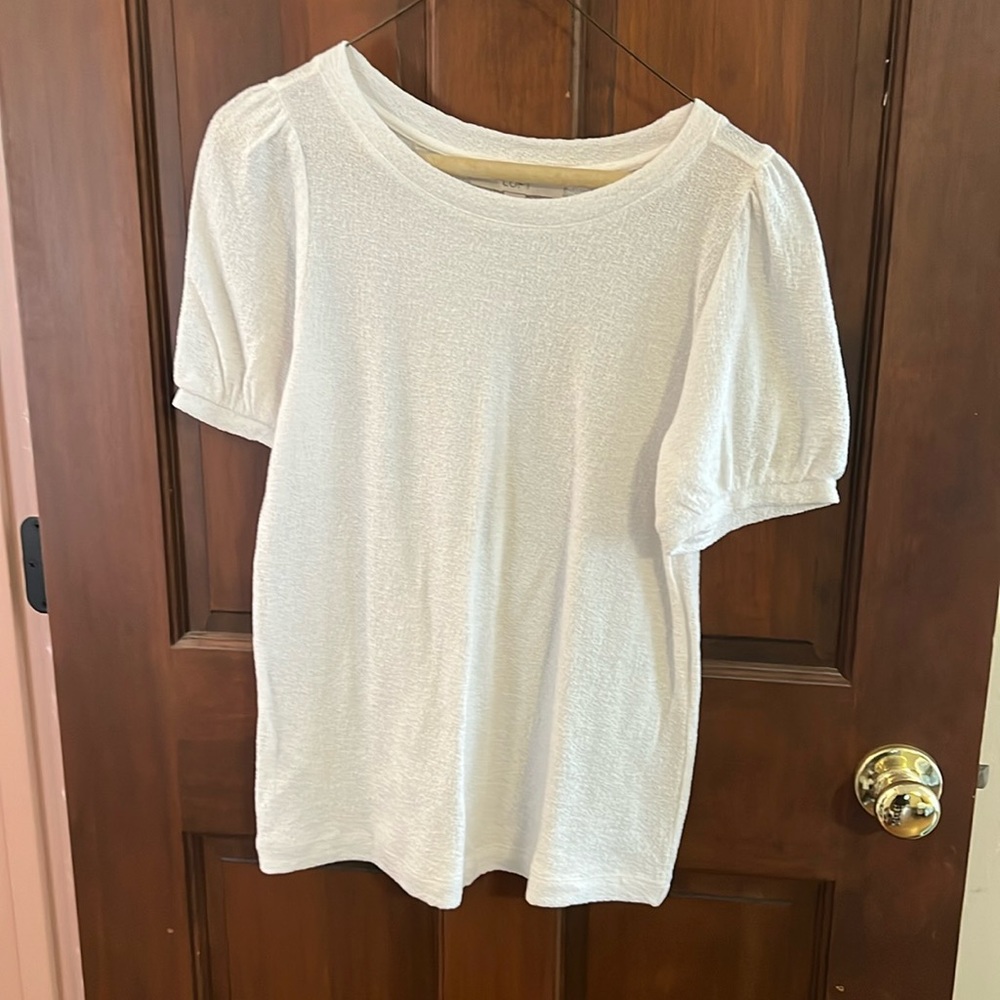 LOFT white puff sleeve tee XS